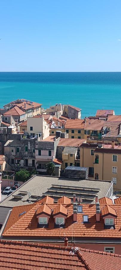 Casa Di Claude 2 Finalmarina Lejlighed Finale Ligure Eksteriør billede
